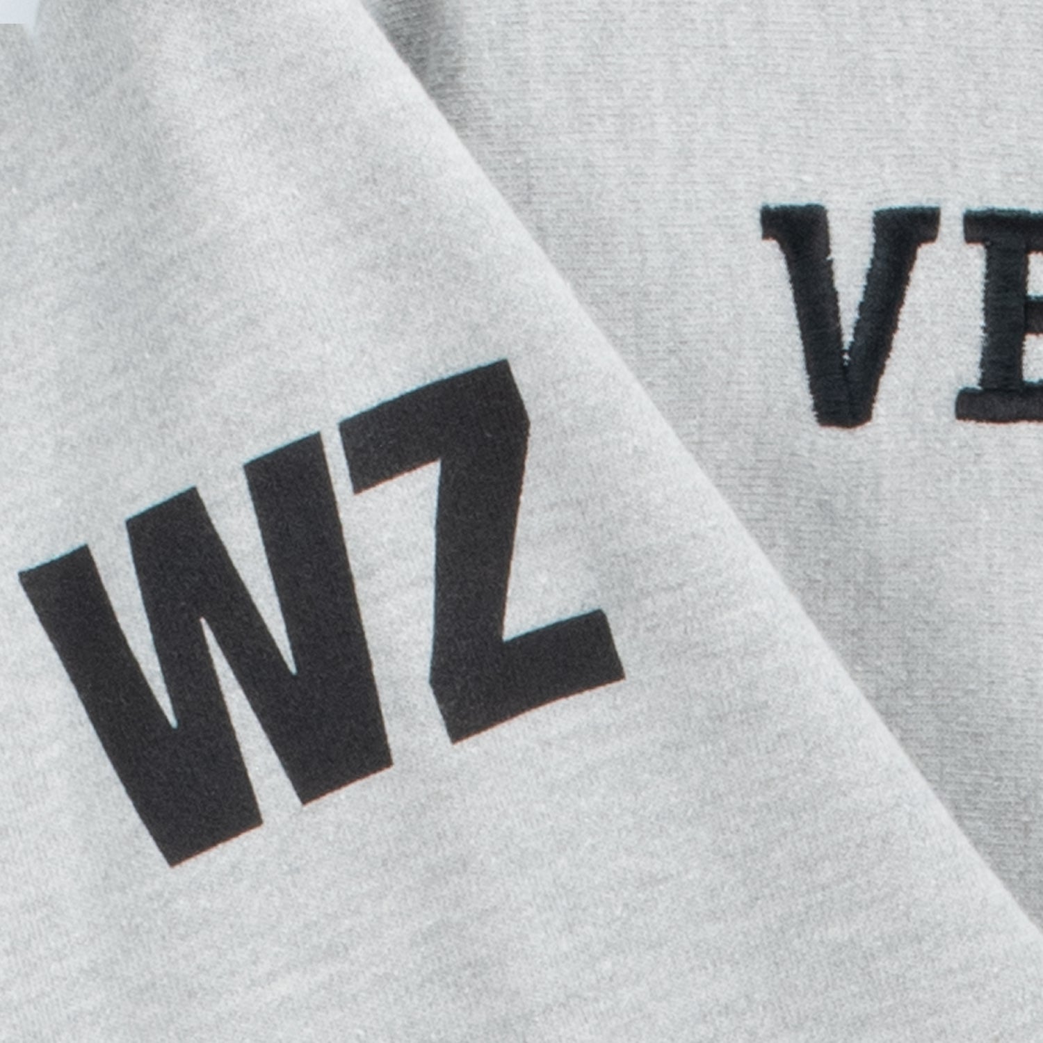 Call of Duty: Warzone Verdansk Champion Teamwear Hoodie - Sleeve View