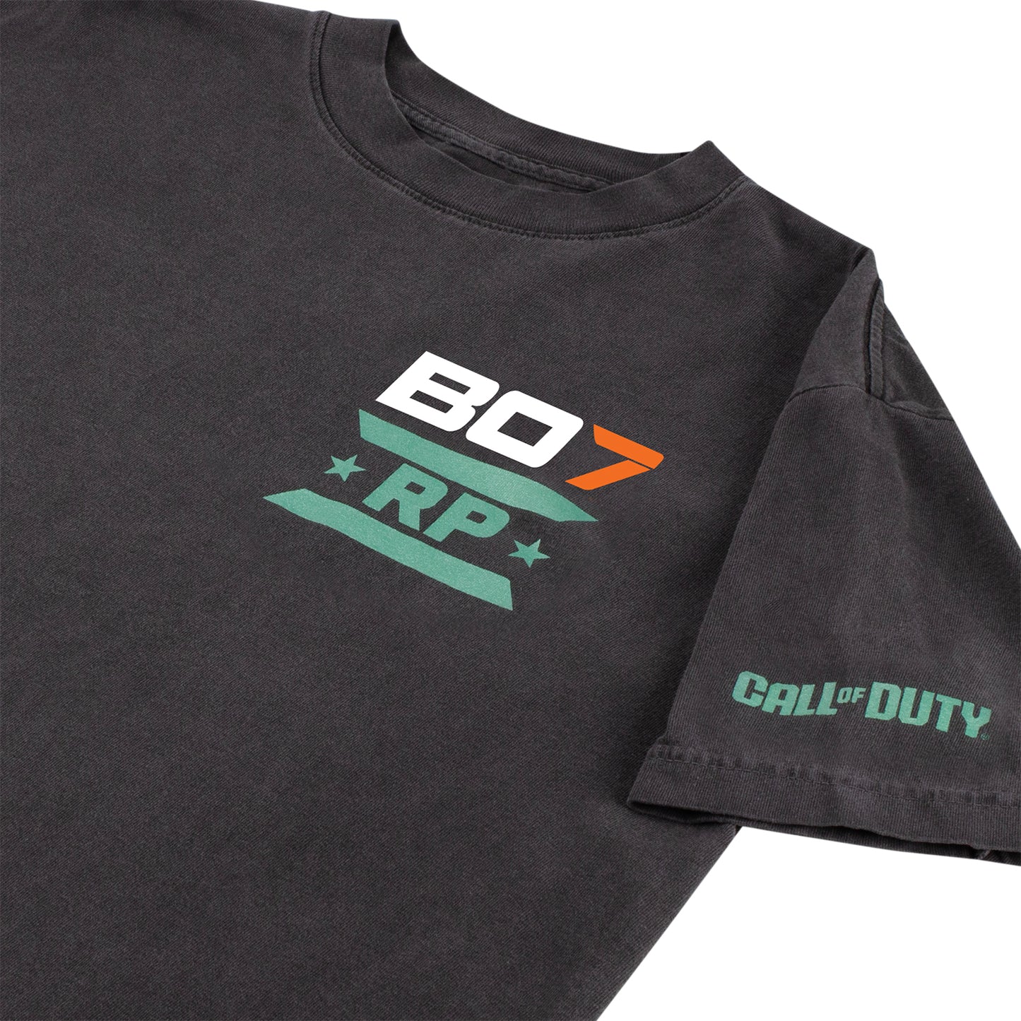 Call of Duty Platinum Rank T-Shirt - Close Up Front View