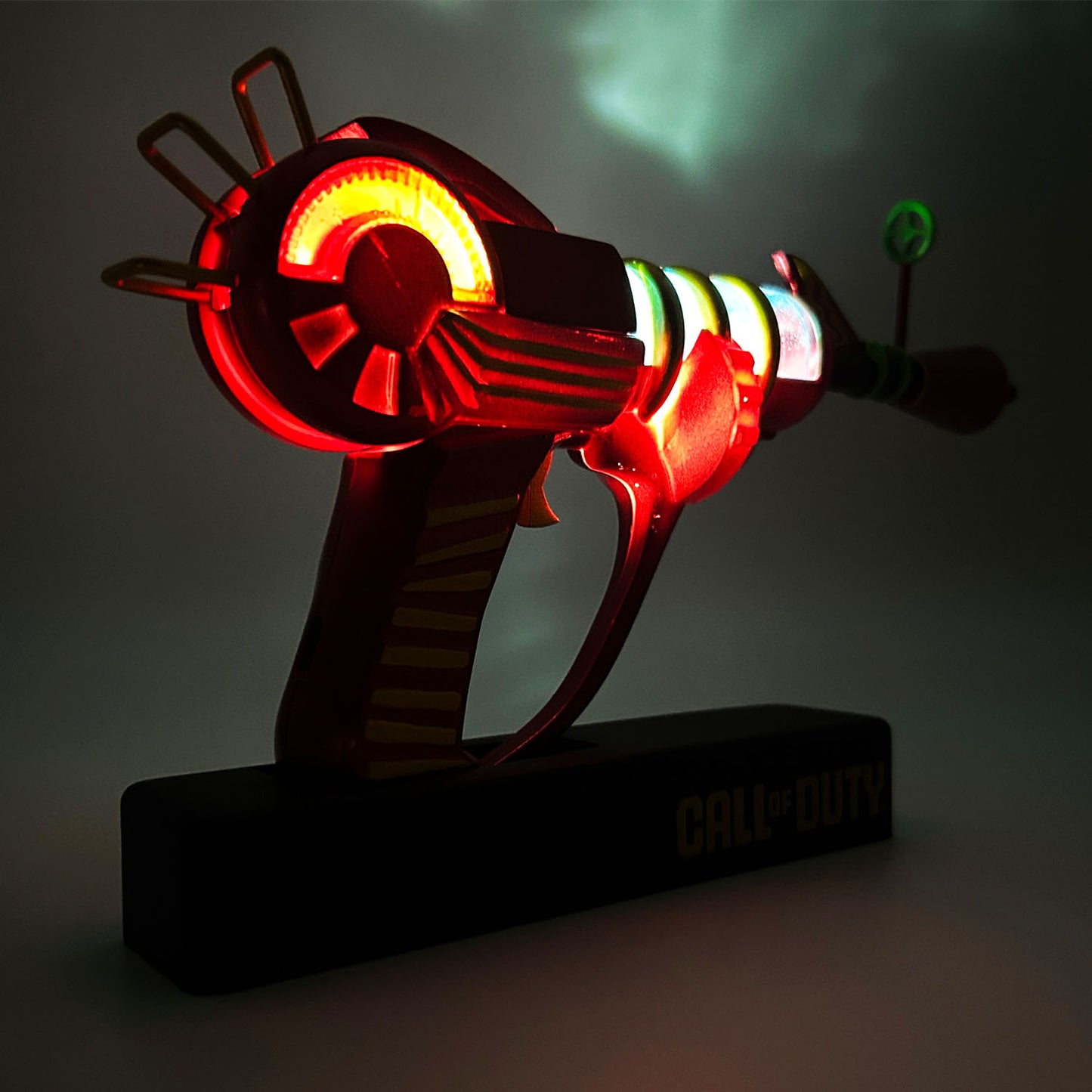 Call of Duty: Zombies Ray Gun 3D Lamp - Back View Lit Up