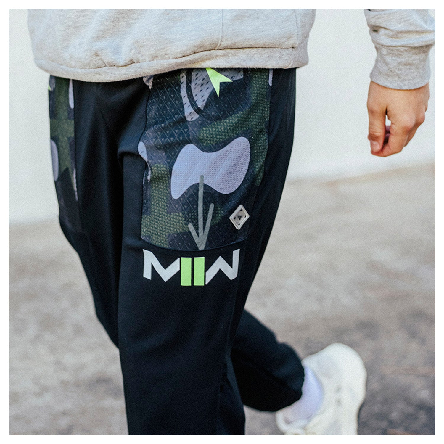 Call of Duty: Modern Warfare II DRYV Joggers by POINT3 - Call of Duty Store